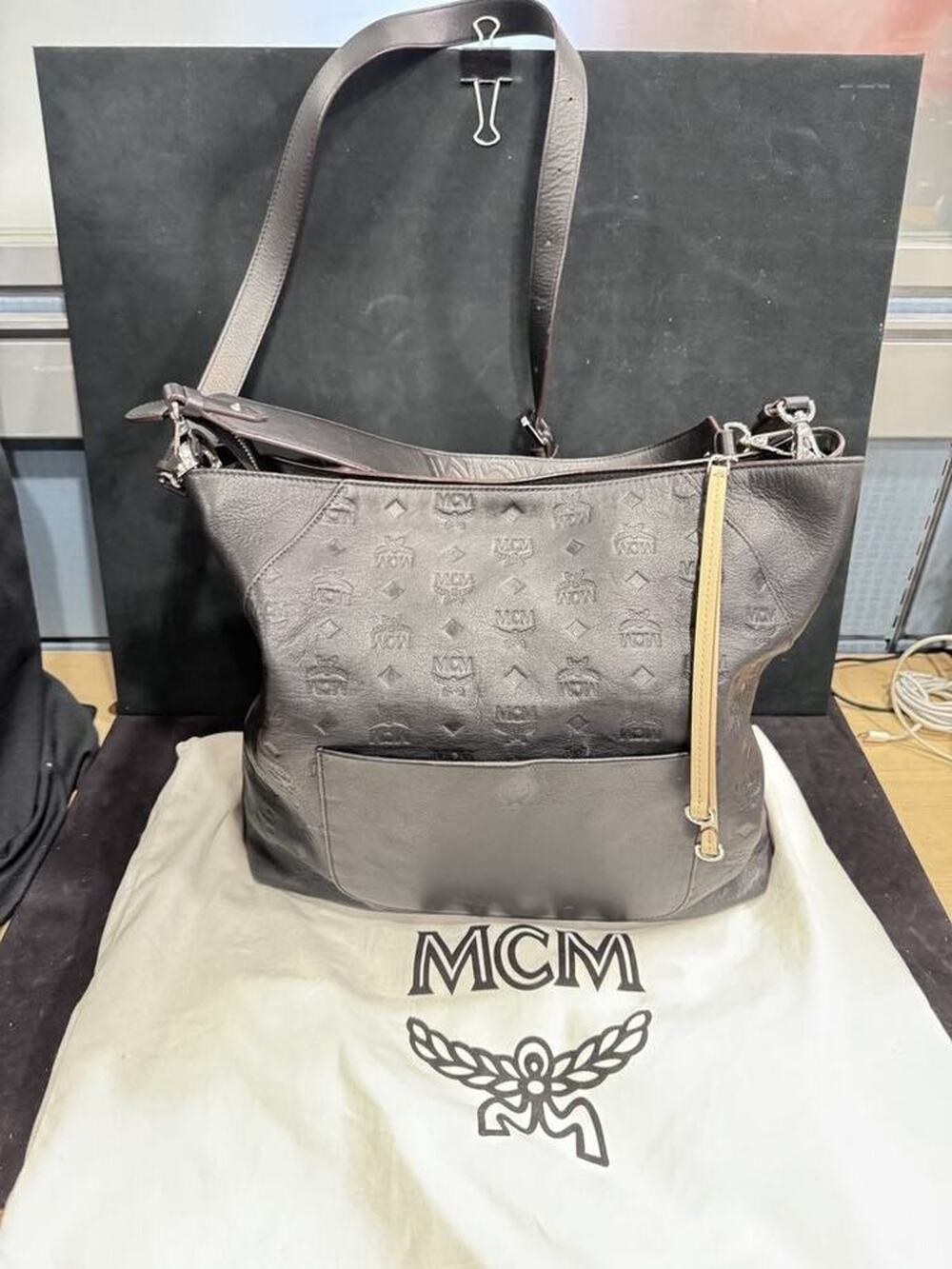 MCM Calfskin Ottomar Klara Hobo Black Visetos Embossed Leather Bag LS(333249)